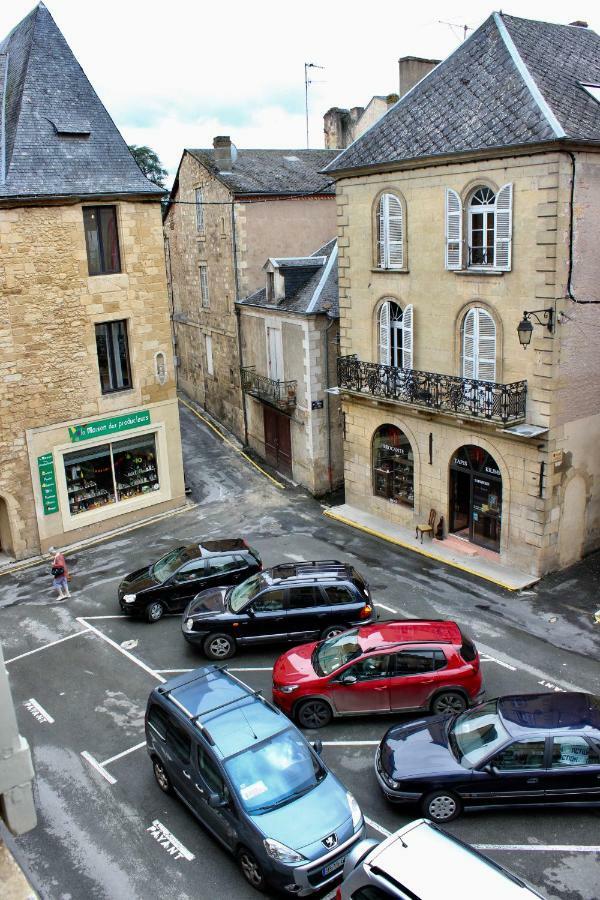 Un Joli Pied A Terre Daire Montignac-Lascaux Dış mekan fotoğraf